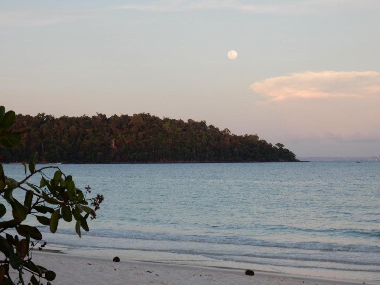 Sandbank Restaurant & Camping Koh Rong Kaoh Touch Екстер'єр фото