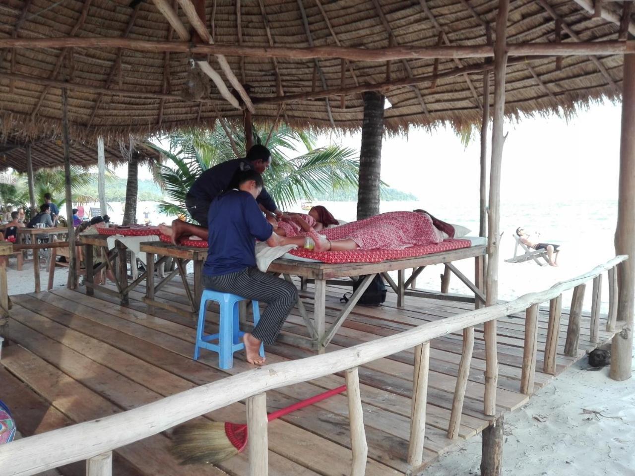 Sandbank Restaurant & Camping Koh Rong Kaoh Touch Екстер'єр фото