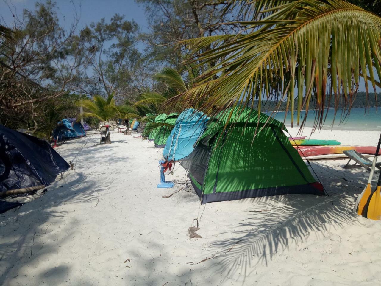 Sandbank Restaurant & Camping Koh Rong Kaoh Touch Екстер'єр фото