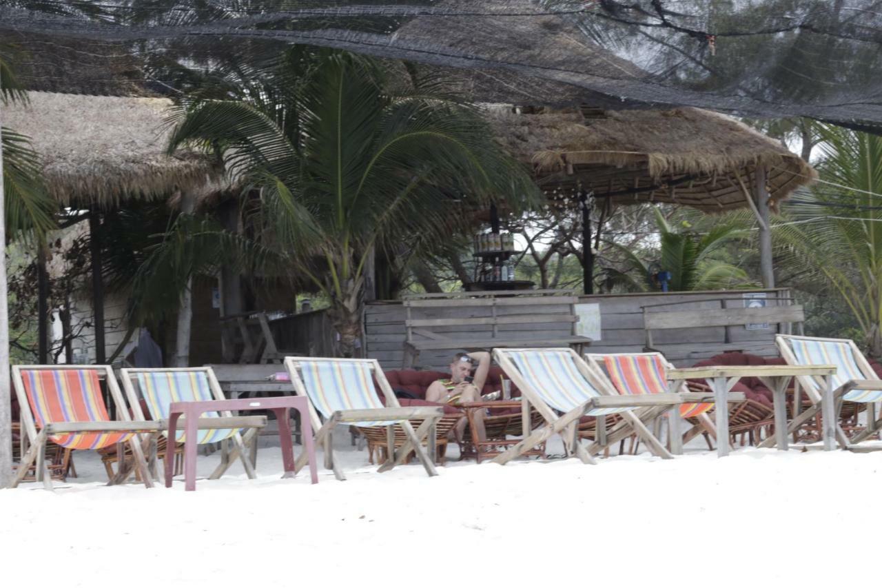 Sandbank Restaurant & Camping Koh Rong Kaoh Touch Екстер'єр фото