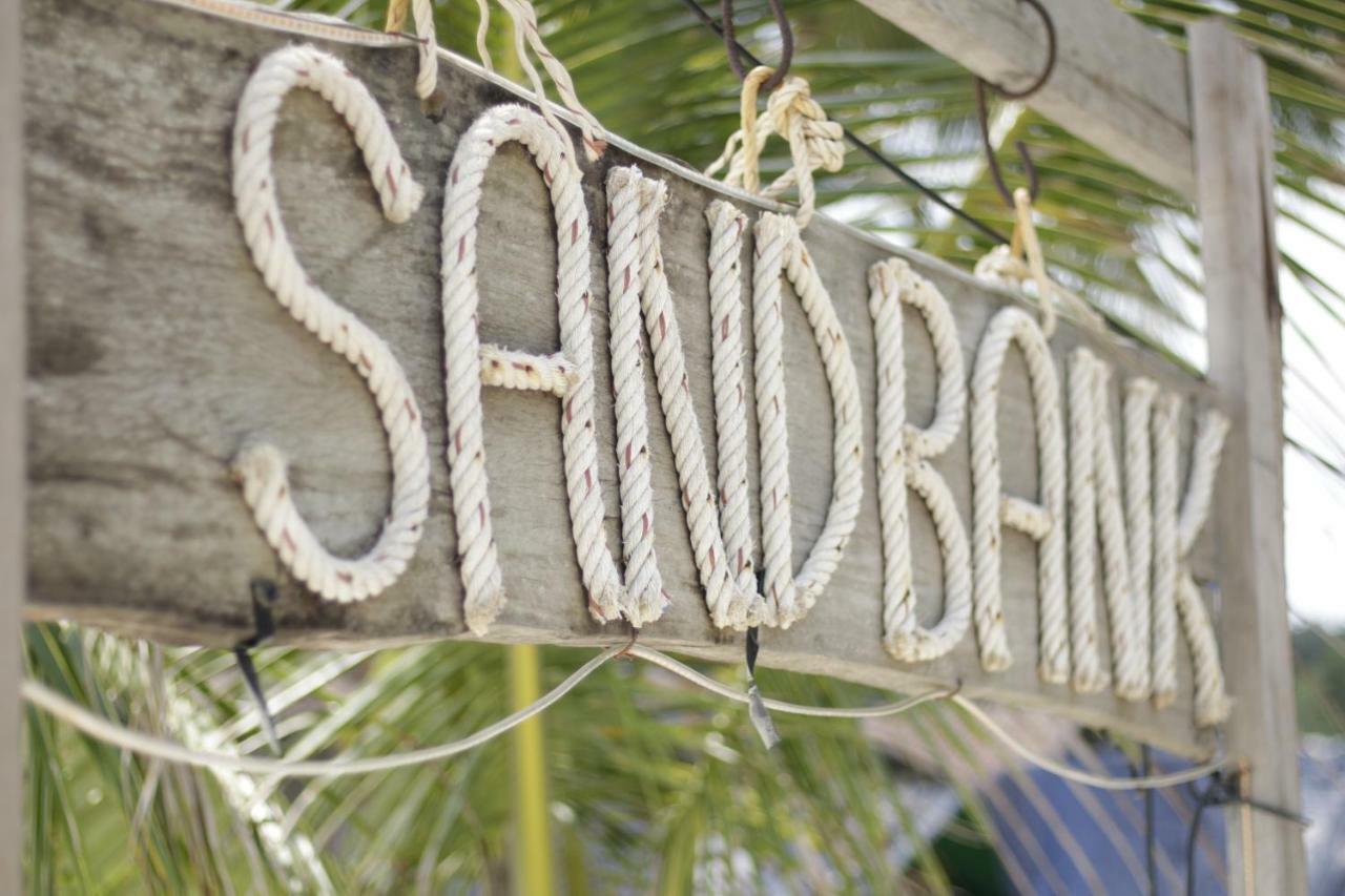 Sandbank Restaurant & Camping Koh Rong Kaoh Touch Екстер'єр фото