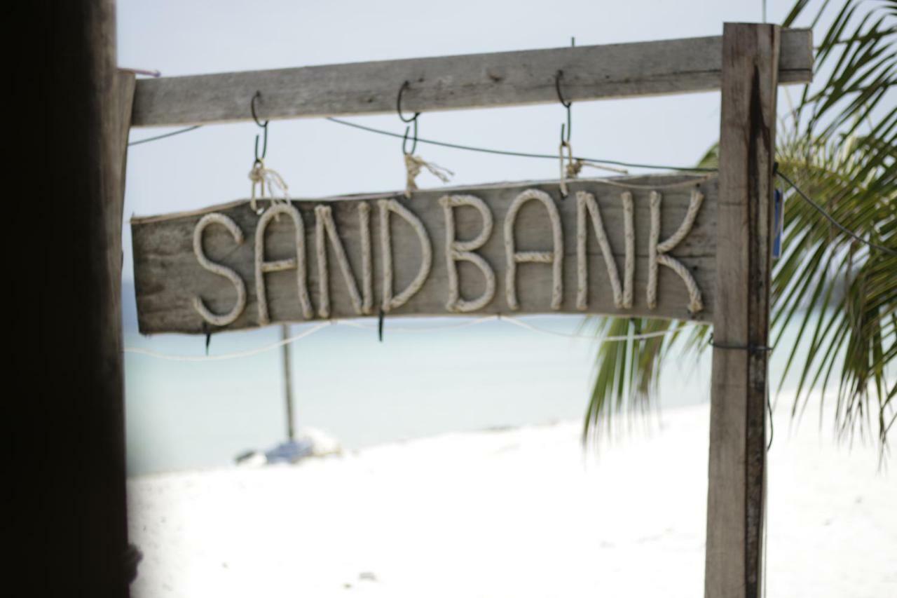 Sandbank Restaurant & Camping Koh Rong Kaoh Touch Екстер'єр фото